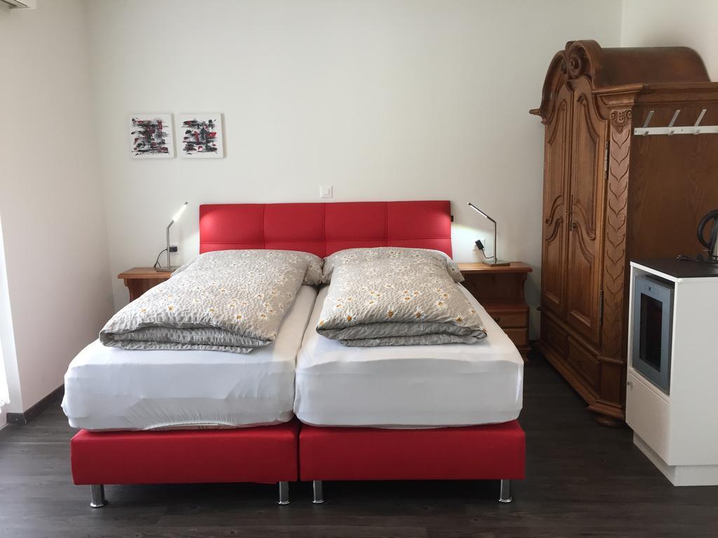 Roemerhof - Hotel With Self Check-In Brigerbad Экстерьер фото
